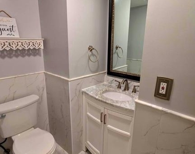 5612 Sutherland Court - Photo Thumbnail 18