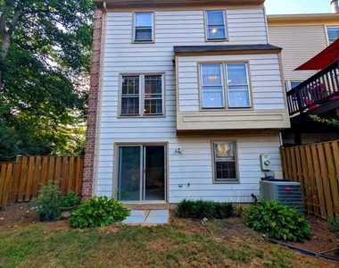 5612 Sutherland Court - Photo Thumbnail 37