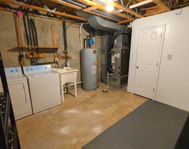 5612 Sutherland Court - Photo Thumbnail 32