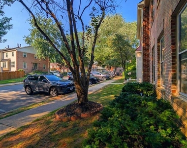 5612 Sutherland Court - Photo Thumbnail 6