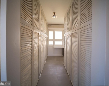 4313 Woodlark Drive - Photo Thumbnail 34