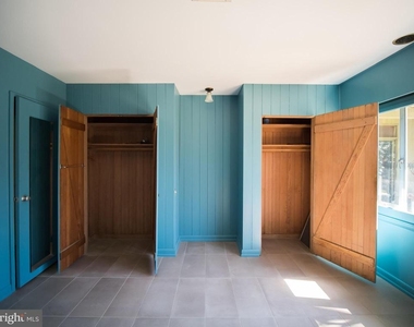 4313 Woodlark Drive - Photo Thumbnail 23