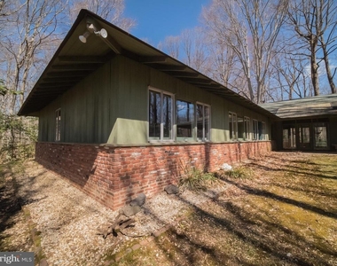 4313 Woodlark Drive - Photo Thumbnail 49