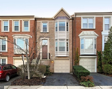 6153 Braeleigh Lane - Photo Thumbnail 33