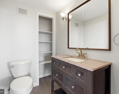 3705 George Mason Drive S - Photo Thumbnail 12