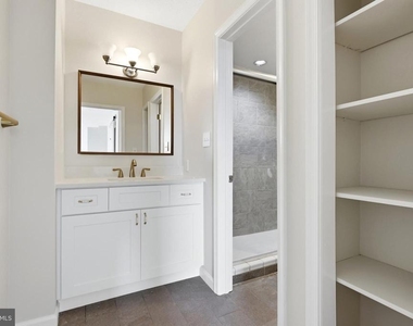 3705 George Mason Drive S - Photo Thumbnail 14