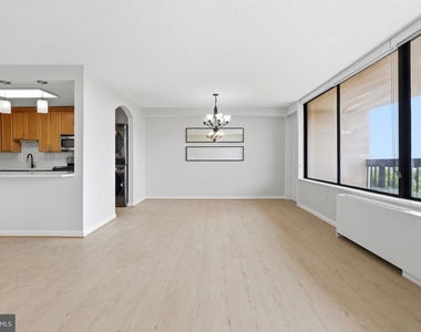 3705 George Mason Drive S - Photo Thumbnail 7