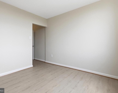 3705 George Mason Drive S - Photo Thumbnail 22