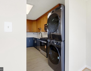 3705 George Mason Drive S - Photo Thumbnail 11
