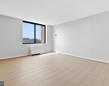 3705 George Mason Drive S - Photo Thumbnail 16