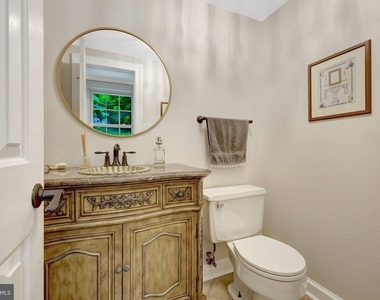 7845 Old Dominion Drive - Photo Thumbnail 31