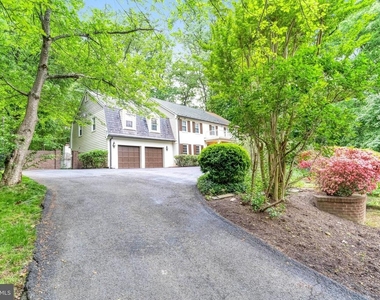 7845 Old Dominion Drive - Photo Thumbnail 2