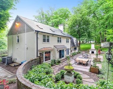 7845 Old Dominion Drive - Photo Thumbnail 13