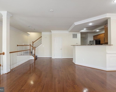 7134 Huntley Creek Place - Photo Thumbnail 7