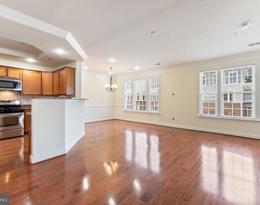 7134 Huntley Creek Place - Photo Thumbnail 5