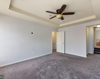 7134 Huntley Creek Place - Photo Thumbnail 25
