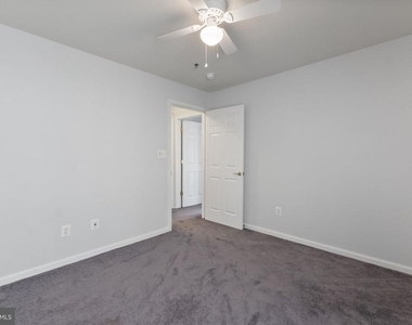 7134 Huntley Creek Place - Photo Thumbnail 16