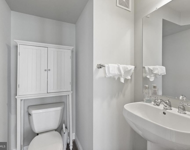 7134 Huntley Creek Place - Photo Thumbnail 13