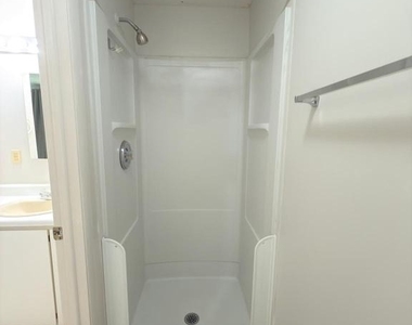 5519 Inverness Woods Court - Photo Thumbnail 18