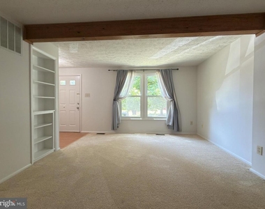 5519 Inverness Woods Court - Photo Thumbnail 6