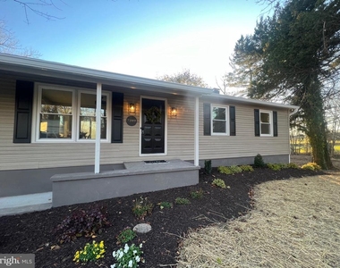 7389 Bunker Hill Road - Photo Thumbnail 2