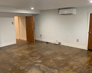 113 E Main Street - Photo Thumbnail 9