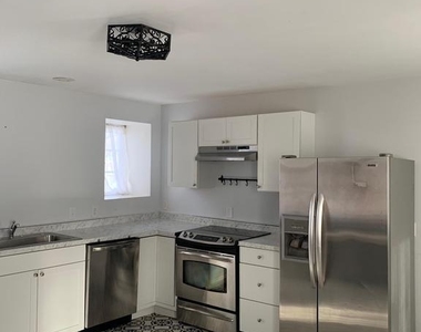 113 E Main Street - Photo Thumbnail 6
