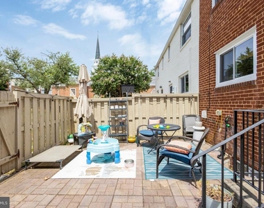 3826 King Street - Photo Thumbnail 28
