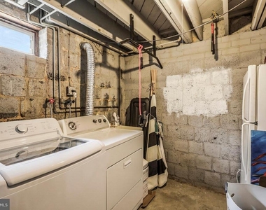 3826 King Street - Photo Thumbnail 11