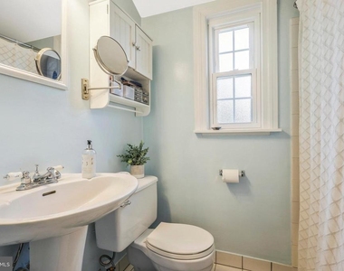 3826 King Street - Photo Thumbnail 14