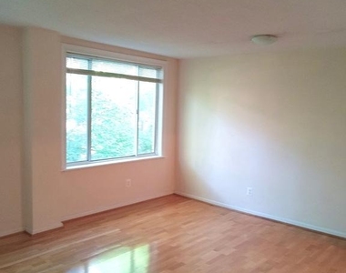 1730 Arlington Boulevard - Photo Thumbnail 14