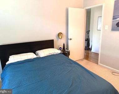 1730 Arlington Boulevard - Photo Thumbnail 7