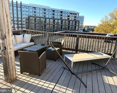 1730 Arlington Boulevard - Photo Thumbnail 10