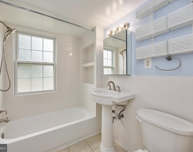 2501 Arlington Boulevard - Photo Thumbnail 15