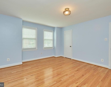 2501 Arlington Boulevard - Photo Thumbnail 16