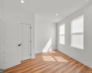 2325 Germantown Avenue - Photo Thumbnail 15