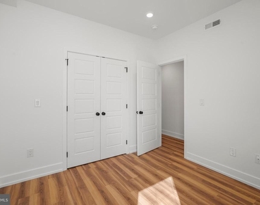 2325 Germantown Avenue - Photo Thumbnail 19