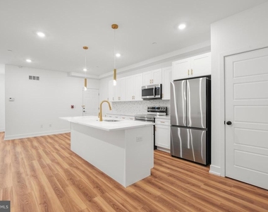 2325 Germantown Avenue - Photo Thumbnail 1
