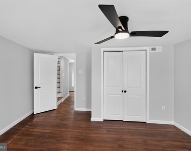 4469 Silverwood Street - Photo Thumbnail 12