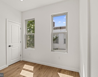 2514 S Bancroft Street - Photo Thumbnail 20