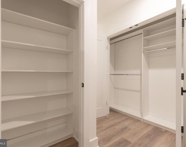 1421 E Columbia Avenue - Photo Thumbnail 15
