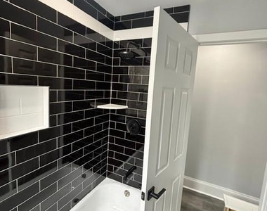 2037 E Cumberland Street - Photo Thumbnail 13