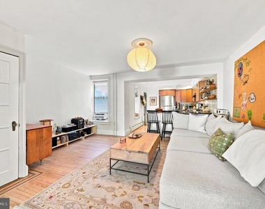 124 Grape Street - Photo Thumbnail 3