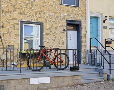 124 Grape Street - Photo Thumbnail 1