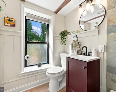 124 Grape Street - Photo Thumbnail 15