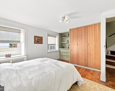 124 Grape Street - Photo Thumbnail 16