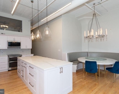 2200 Arch Street - Photo Thumbnail 11