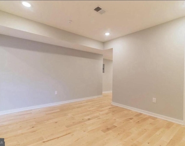 1514 N 26th Street - Photo Thumbnail 8