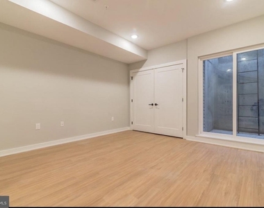 1514 N 26th Street - Photo Thumbnail 6