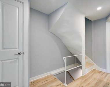 704 Miller Street - Photo Thumbnail 11